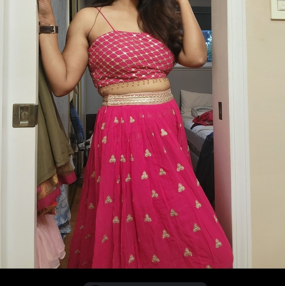 Fuschia pink palazzo set with bustier and floral motif cepe - Picture 5 of 6